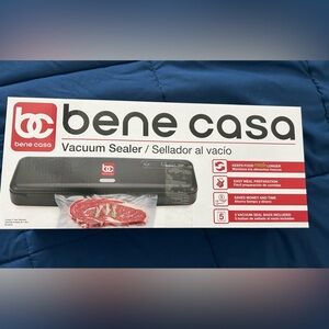 BENE CASA • Vacuum Food Sealer •